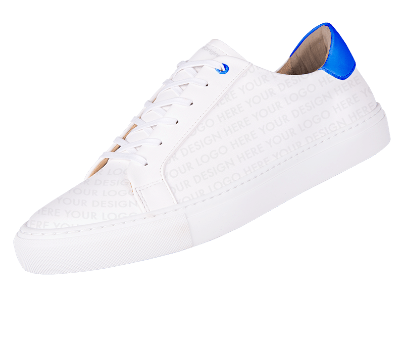 Individuelle Sneaker mit Logo
