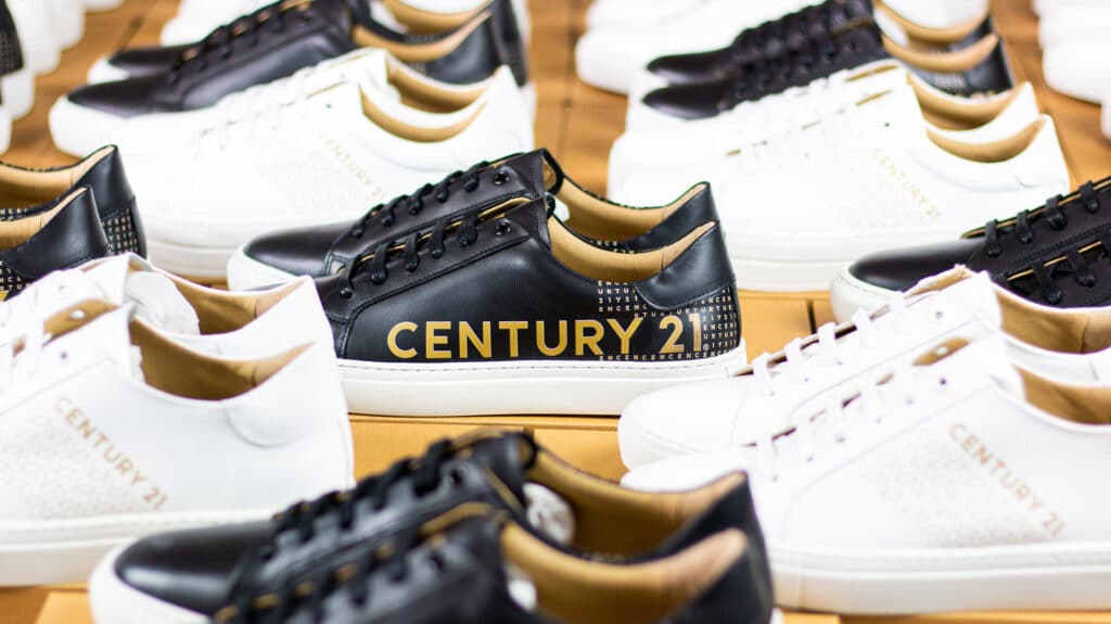 Geschenke für Mitarbeiter - Sneaker als Mitarbeitergeschenk